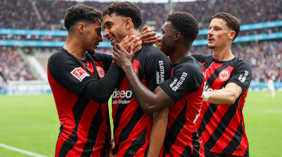 法兰克福队员状态火热,带领球队连胜开局 法兰克福队员状态火热,带领球队连胜开局