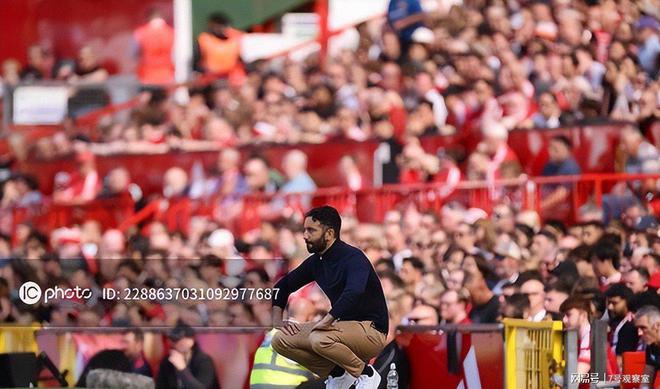 曼联惨败沃尔夫汉普顿,英超前景岌岌可危 曼联惨败沃尔夫汉普顿,英超前景岌岌可危