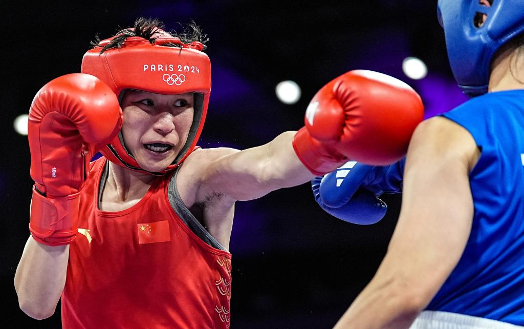 挑战世界!中国选手向金牌发起冲击! 挑战世界!中国选手向金牌发起冲击!