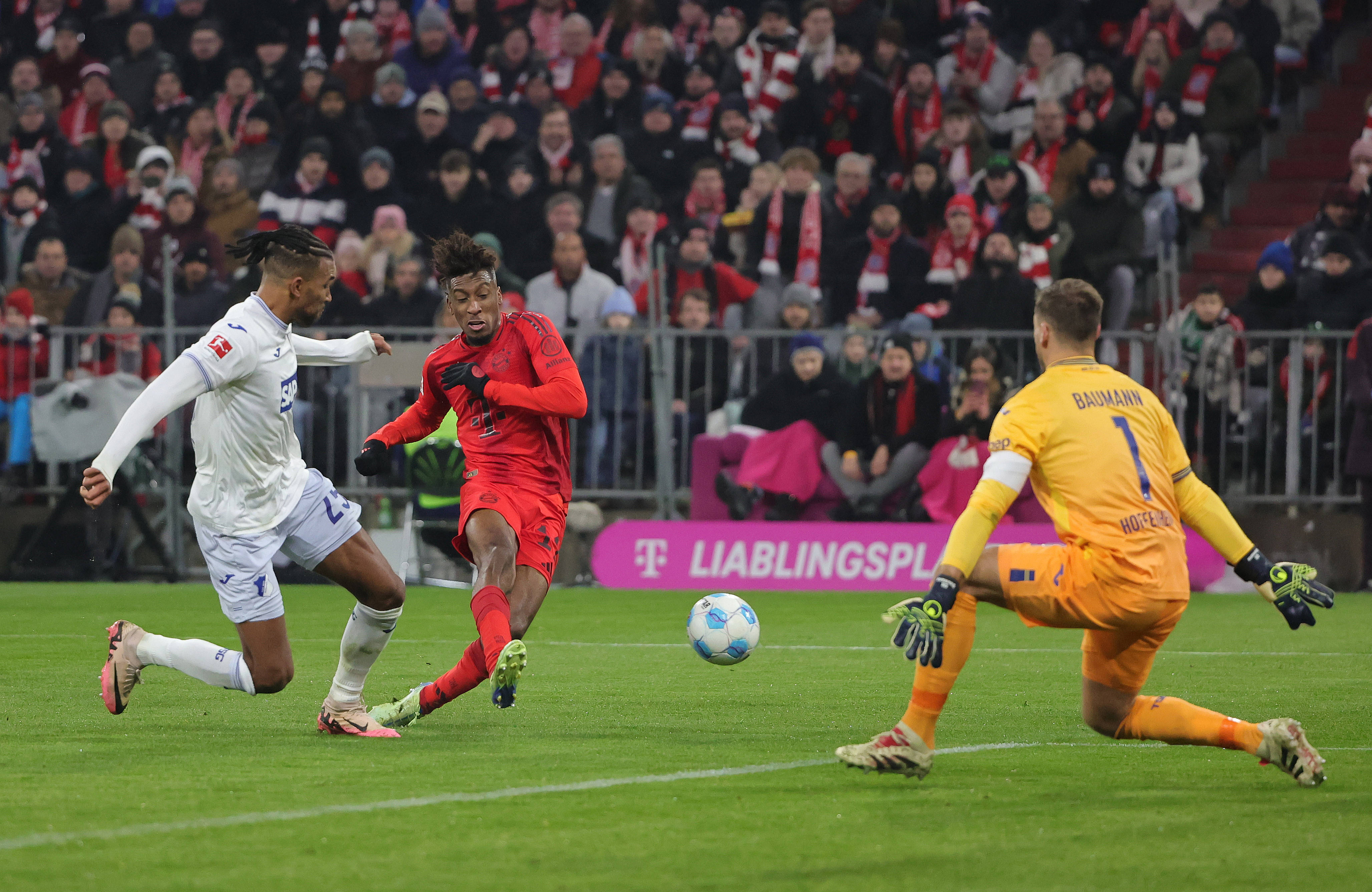 乐鱼vip注册-拜仁慕尼黑主场告捷，德甲夺冠在望！的简单介绍