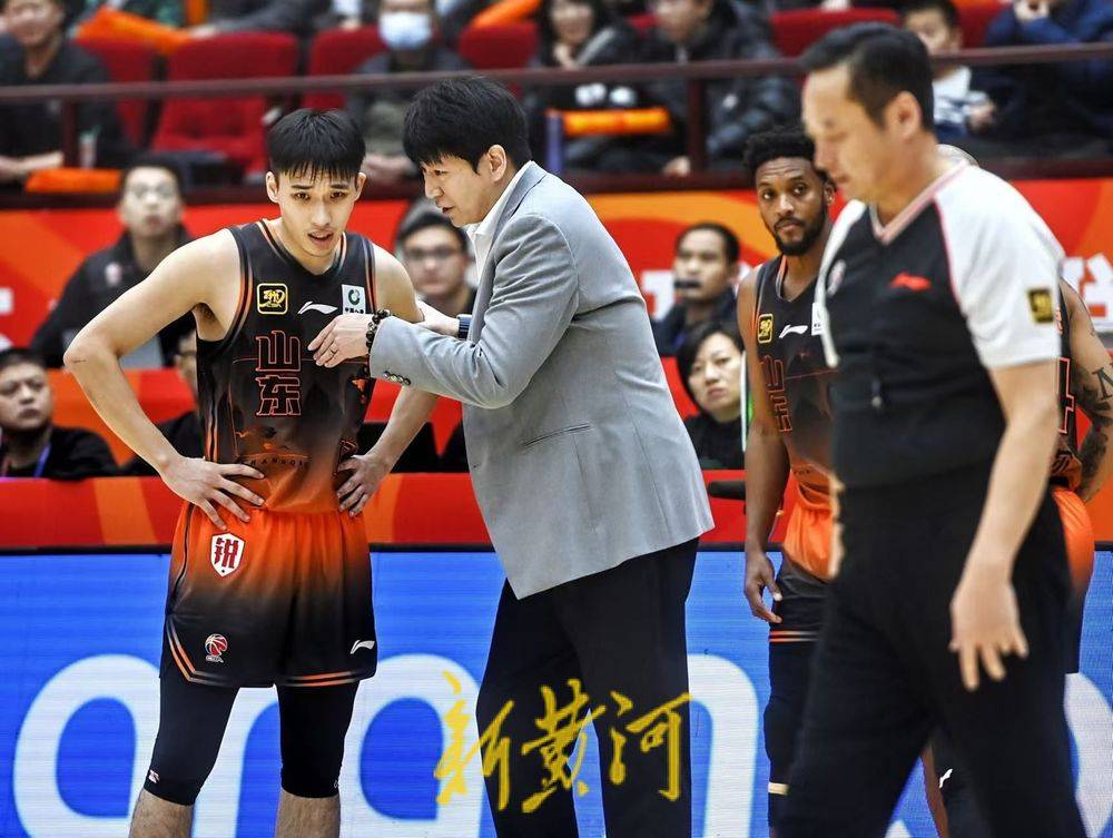 山东男篮取得连胜，势不可挡