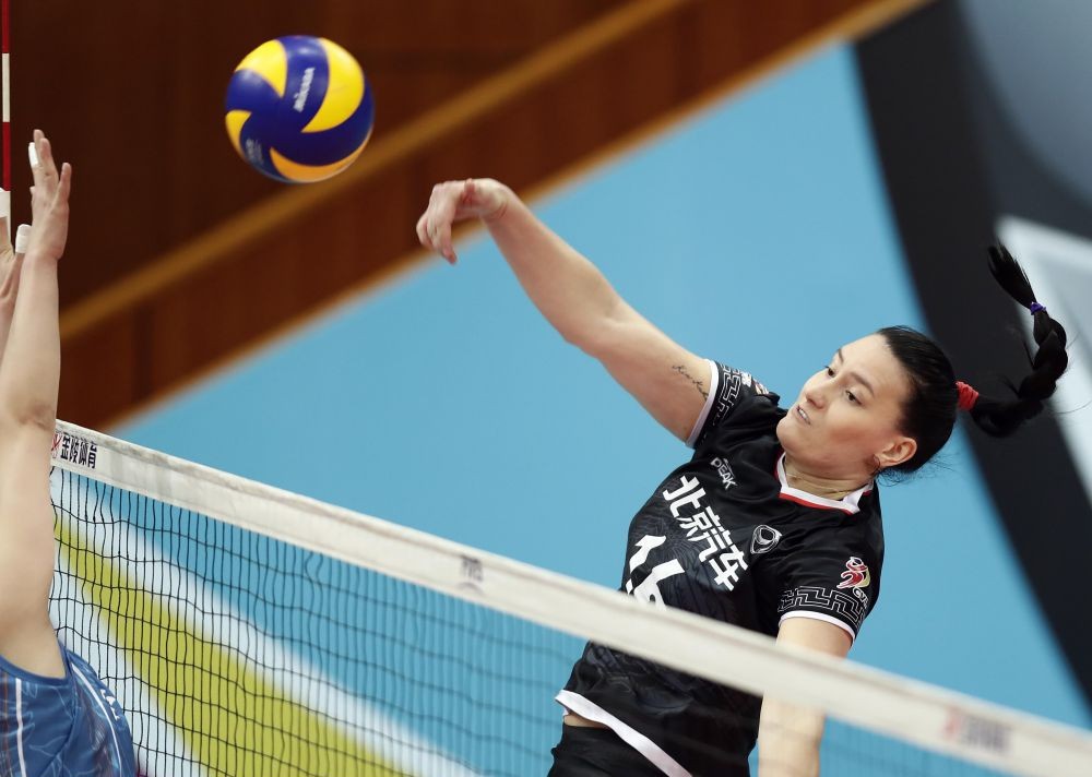 HKA险胜SHR，Canyon操刀奇招英雄翻盘焦点之战八强赛，引爆全场热议的简单介绍