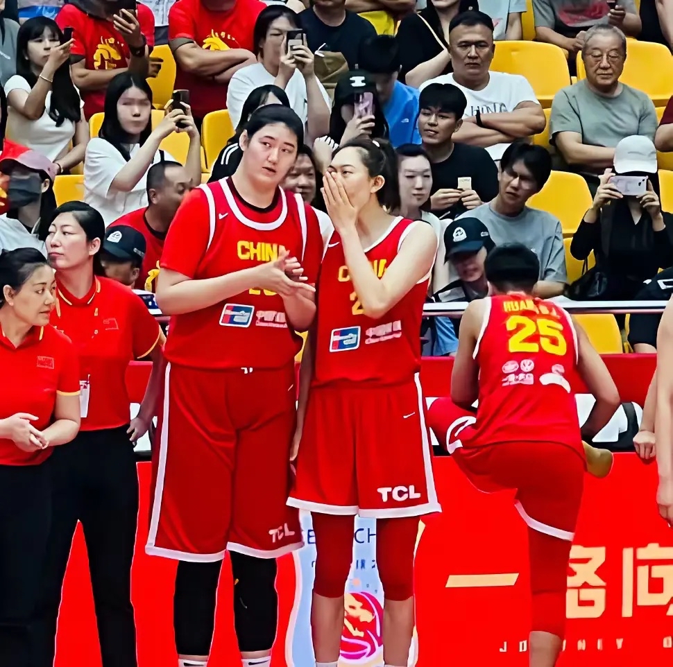 火箭全明星球员发挥出色,带领球队取得胜利 火箭全明星球员发挥出色,带领球队取得胜利