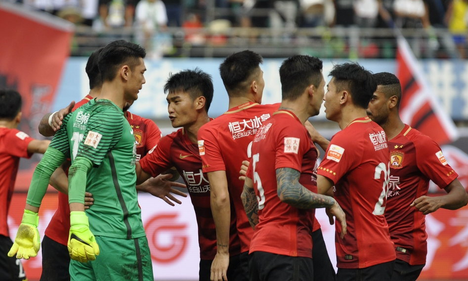 恒大豪取六连胜,冠军悬念渐行渐远 恒大豪取六连胜,冠军悬念渐行渐远