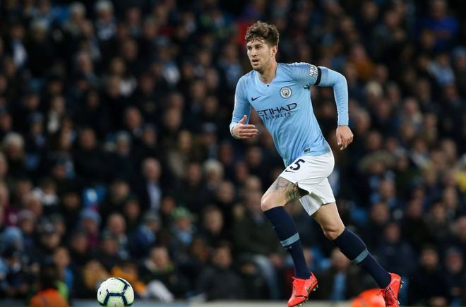 波兰横扫曼城，托雷斯关键制胜