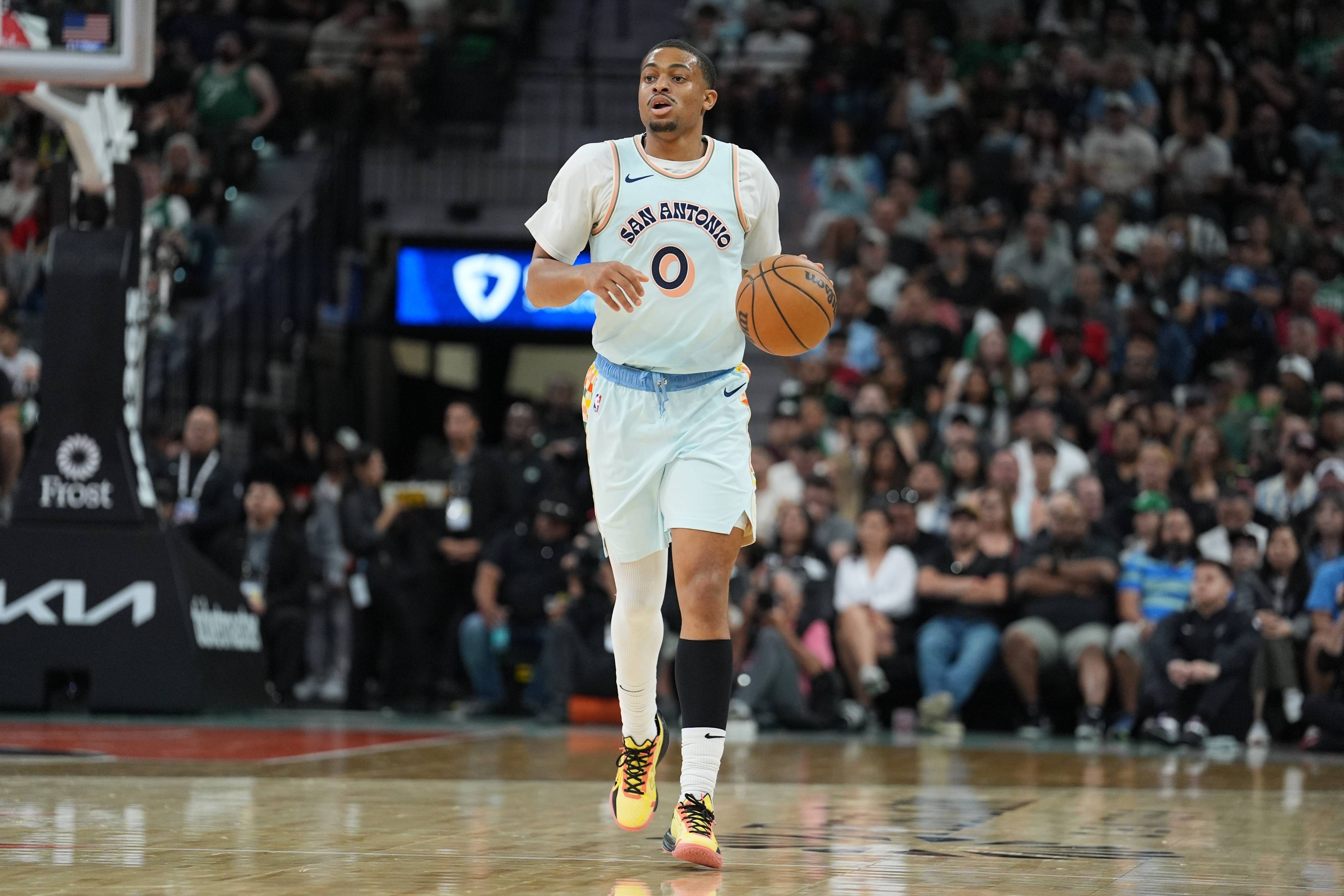 公牛鏖战热火，哈登惊艳四座